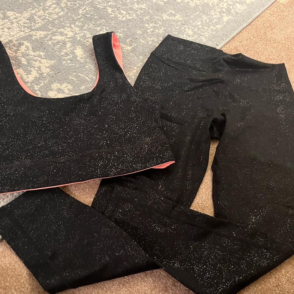 Fabletics Set black sparkle with reversible color bra